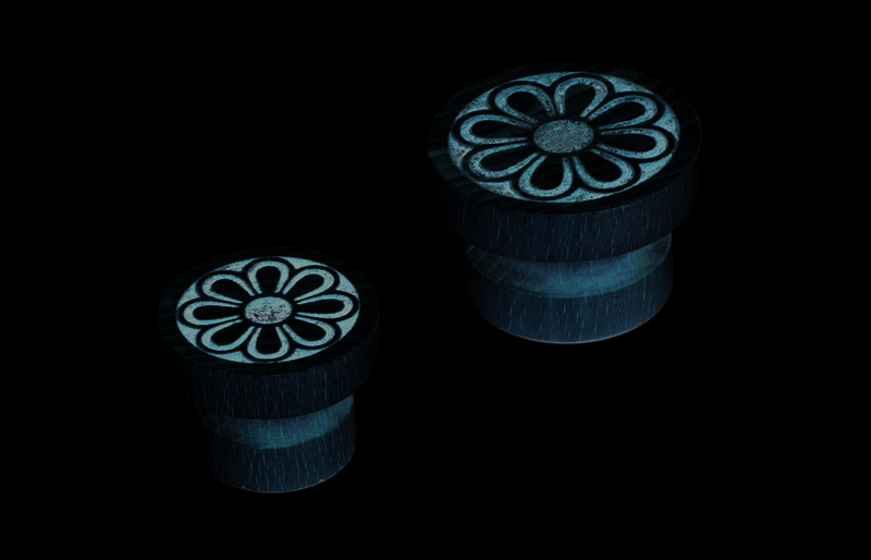 Carved wooden floral knobs